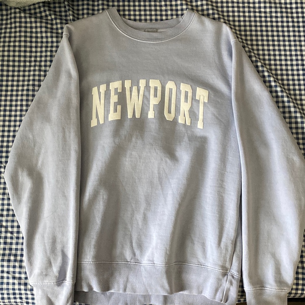 brandy melville crewneck